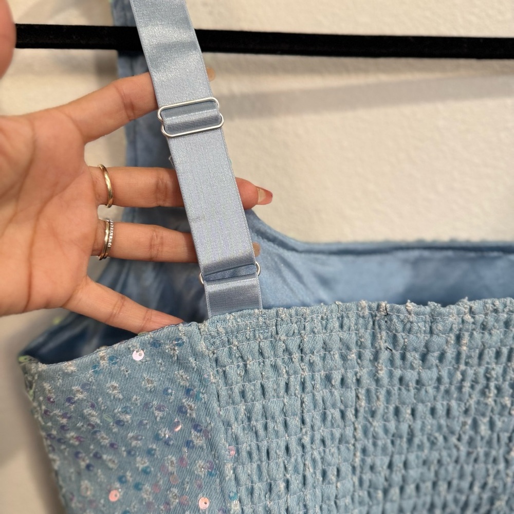 Sparkling Blue Crop Top size medium - Picture 3 of 6